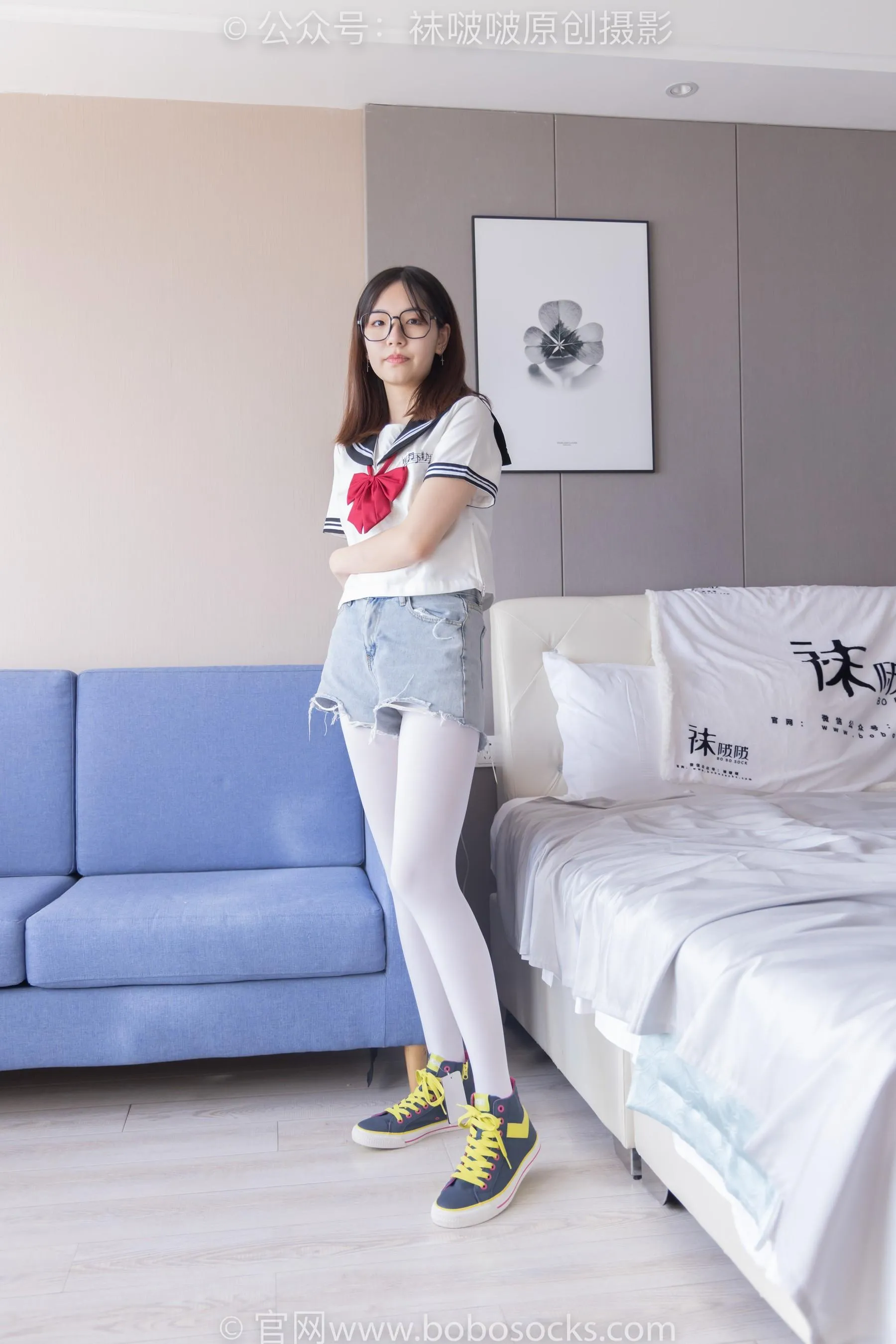 [BoBoSocks袜啵啵]NO.215 小甜豆-三双帆布鞋板鞋、厚白丝、黑丝 [90P]插图4